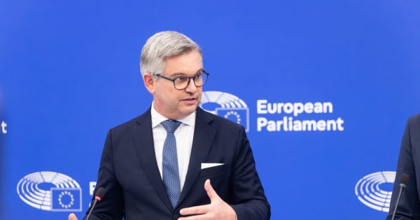 The European Union brandishes a stick and carrot policy to curb irregular migration The European Union brandishes a stick and carrot policy to curb irregular migration