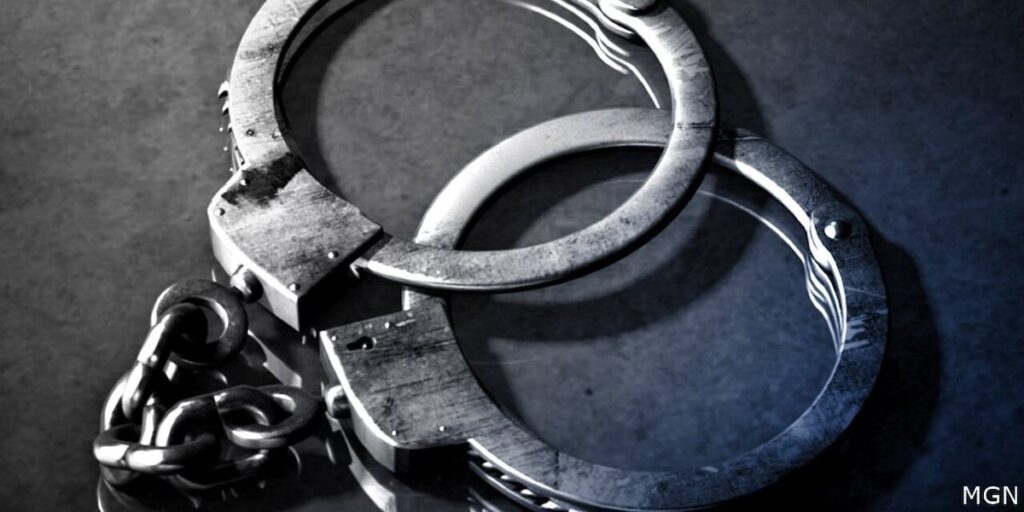 Man arrested, accused of trying to rob Cartersville massage business at knifepoint