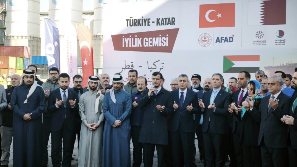 Türkiye sends 6th ship with 2,600 tons of relied aid to Sudan