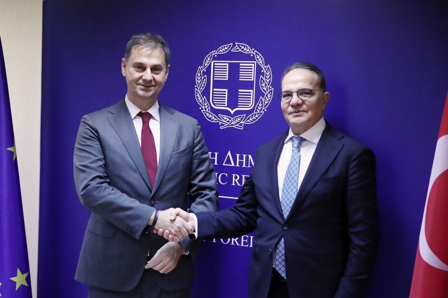 Greece, Turkey hold positive agenda talks in Athens