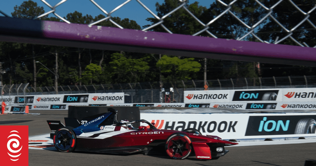 Kiwi Nick Cassidy secures maiden Formula E win for Citroen in chaotic Mexico City race Kiwi Nick Cassidy secures maiden Formula E win for Citroen in chaotic Mexico City race