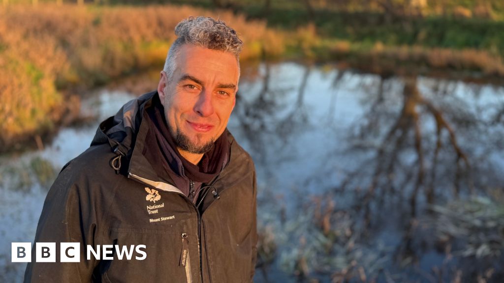 The nature surprise behind the Winterwatch tepee