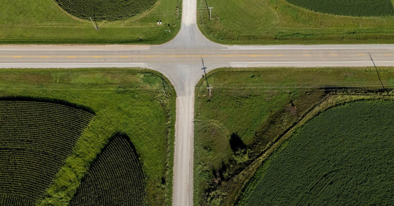 US farm economy shows widening cracks as costs rise, jobs vanish