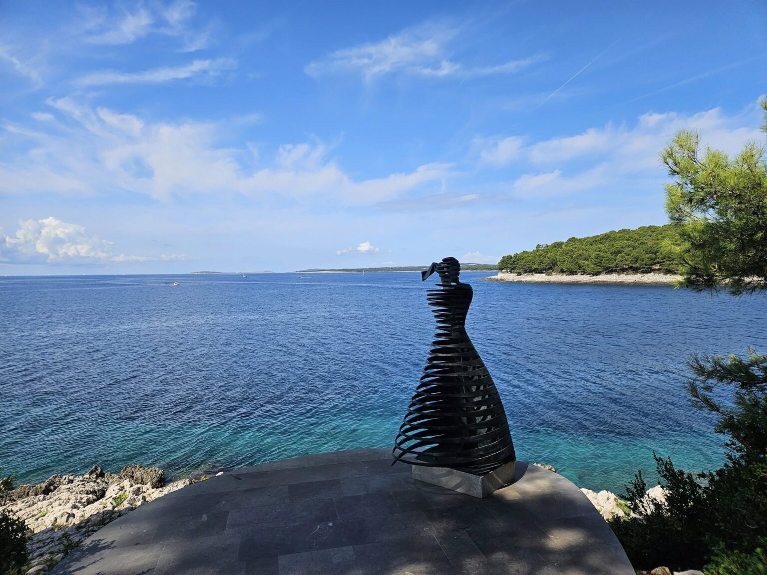 Addio: The Story Behind Croatia’s Most Touching Sculpture addio croatia's most touching sculpture