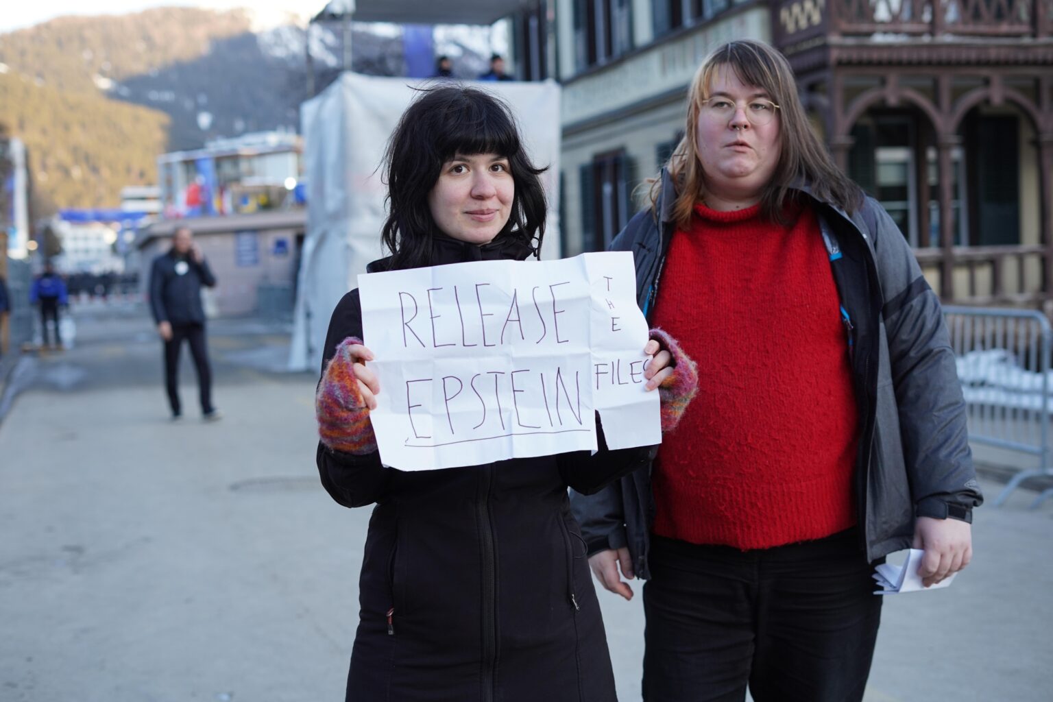 maia arson crimew and Freya at WEF Davos, 21 Jan 2026