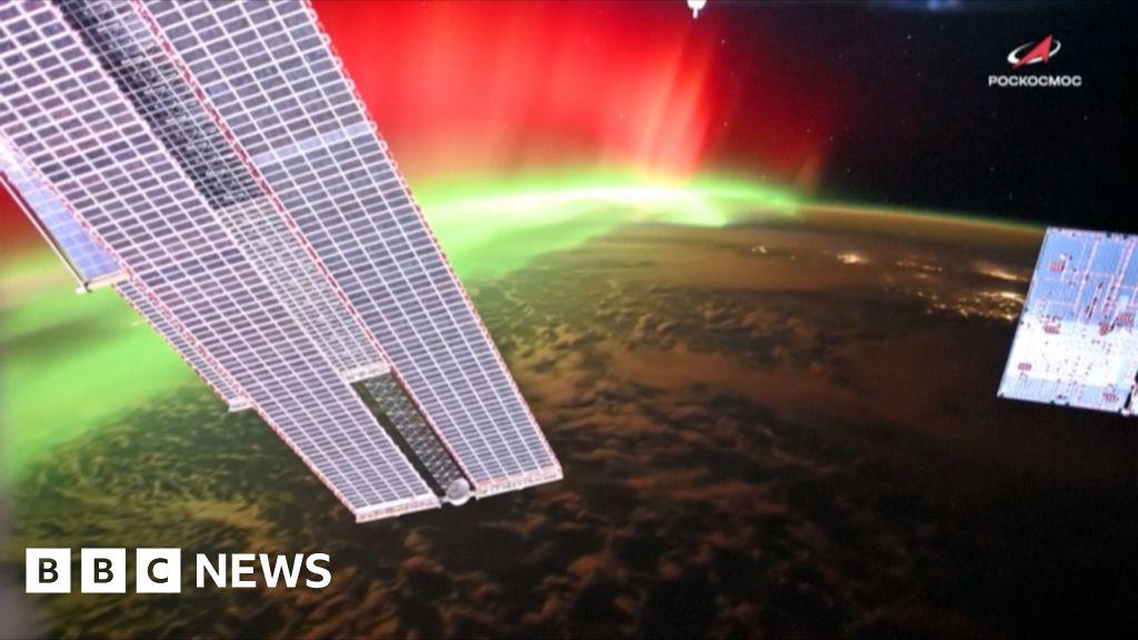 Video: Russian cosmonaut captures stunning aurora over Earth