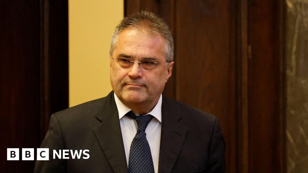 Austria’s biggest spy trial for decades puts ex-intelligence officer in the dock Austria's biggest spy trial for decades puts ex-intelligence officer in the dock