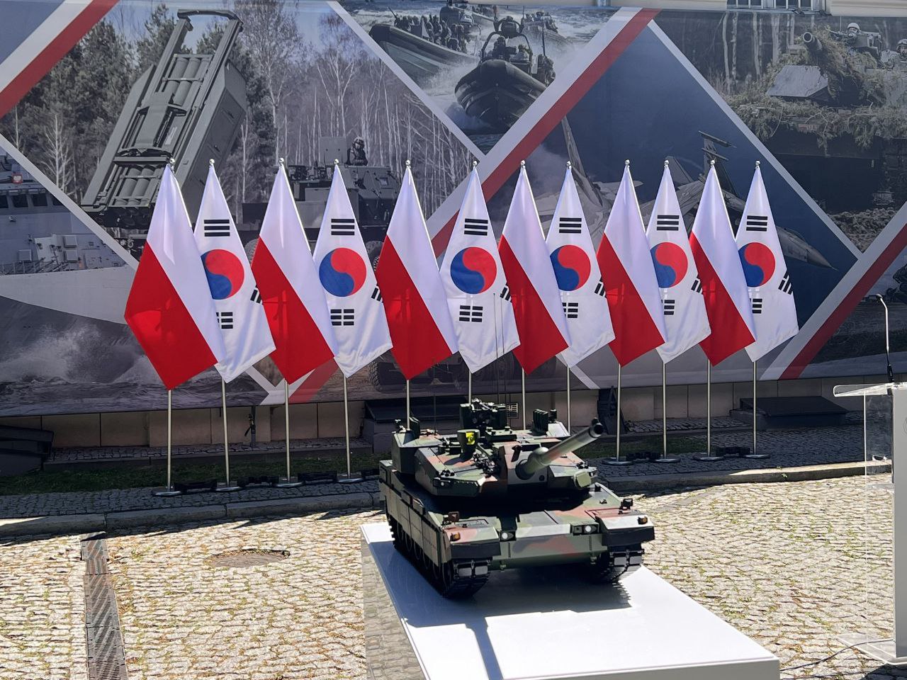 How Vulnerable Is Poland's Future K2PL Tank to FPV Drone Swarms, and Does APS Really Fall Short?