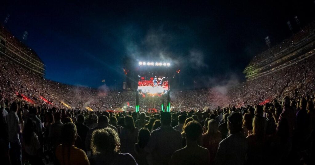 Discover three songs that mention Baton Rouge | Food & Entertainment