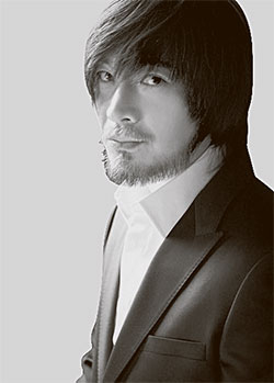 Singer Yim Jae-beum [JOONGANG ILBO]