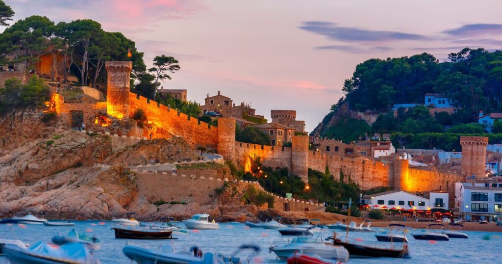 Spain tourism frenzy as millions book up for phenomenal science moment | Travel News | Travel