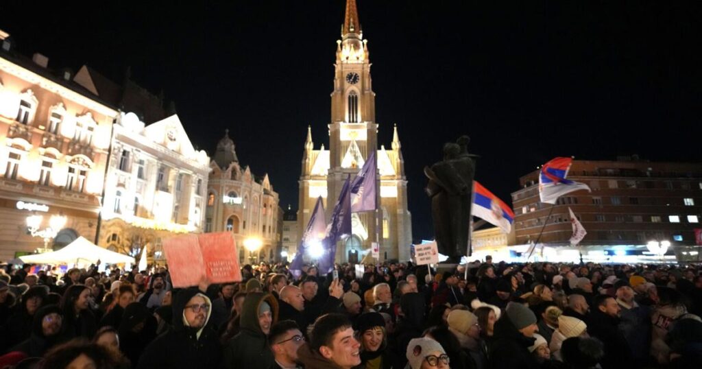 Thousands rally in Serbia as students vow to continue fight against corruption | National News