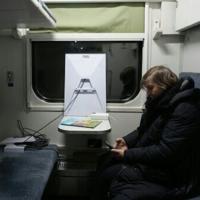 Freezing Kyiv residents seek warmth in trains and tents | News Freezing Kyiv residents seek warmth in trains and tents | News