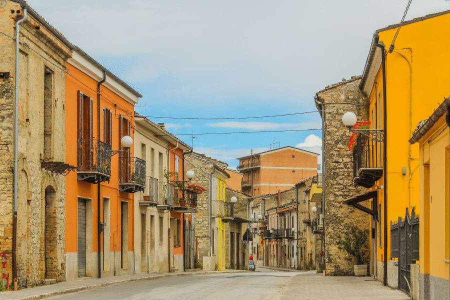 Italy Real Estate Market: Urban Demand Shifts, Luxury Housing Trends & Growth Outlook