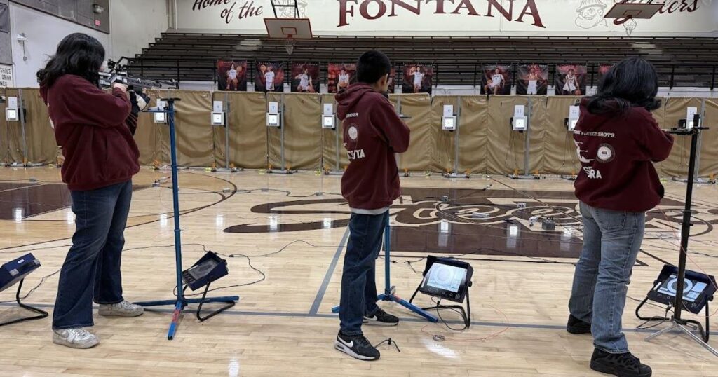 Fontana's MCJROTC score big | Entertainment