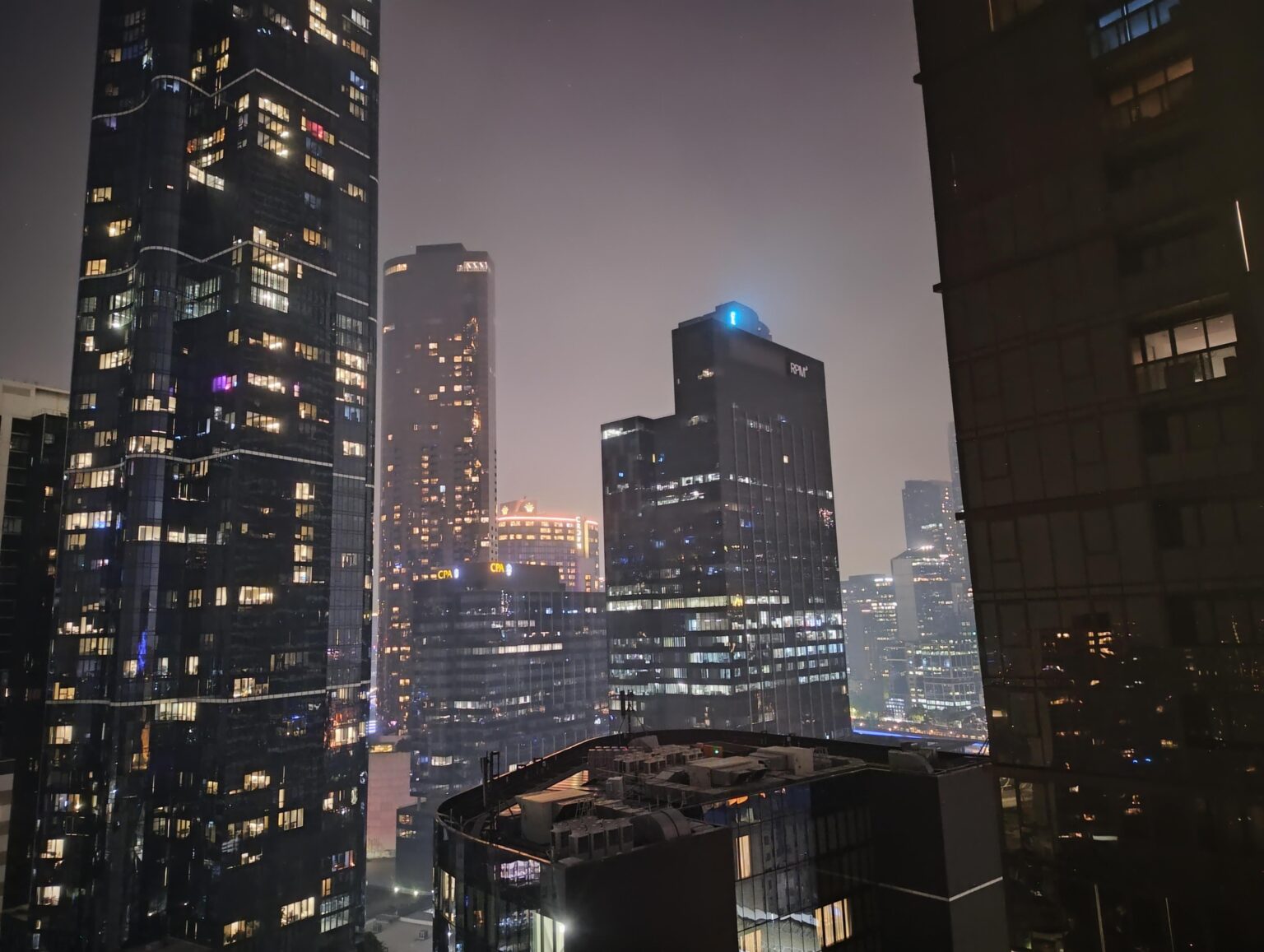 Smoky in Melbourne tonight