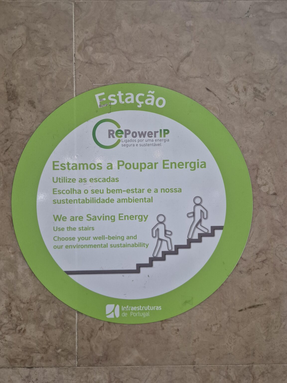 FDPs from IP, Rossio without escalators, broken elevator and they have the nerve to put this in