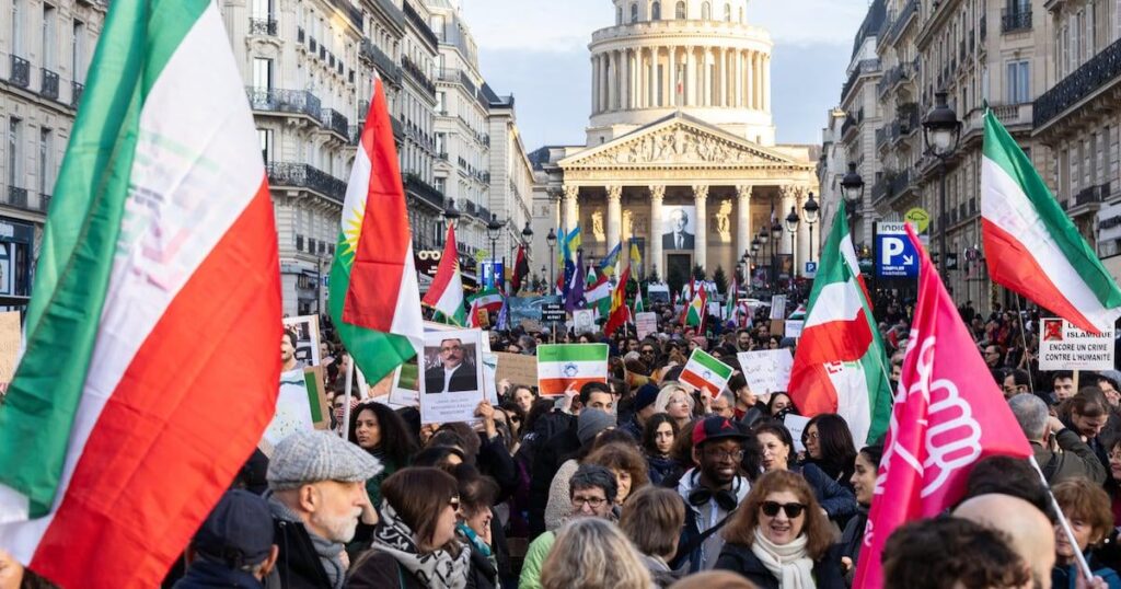 “The regime has no blood on its hands”: the surreal words of the Iranian ambassador to France