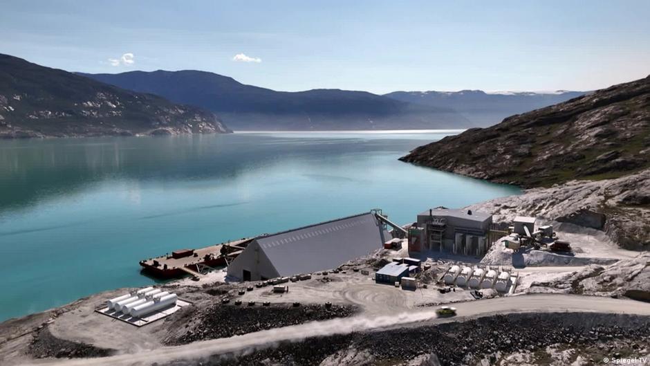 Greenland - Between Denmark and Trump