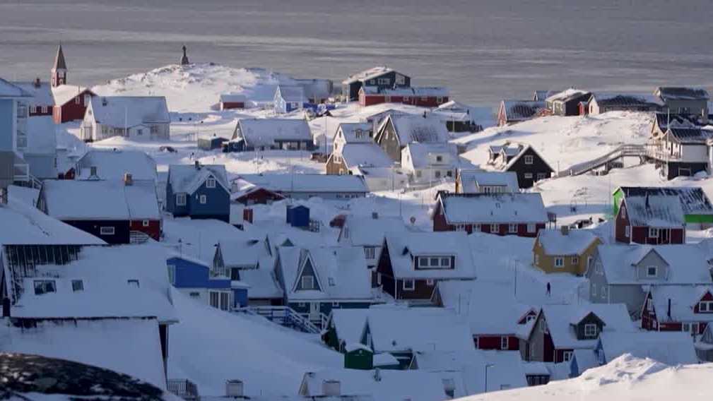 Jeanne Shaheen, other lawmakers in Denmark to talk Greenland