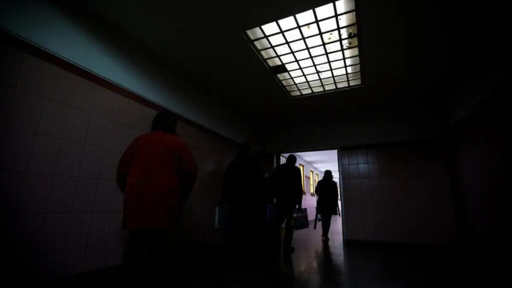 Man arrested for destroying televisions in NorteShopping died in Custoias jail