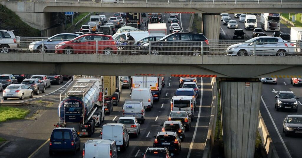 ‘It’s just stressful’: Workers facing two and three hour commutes into Dublin