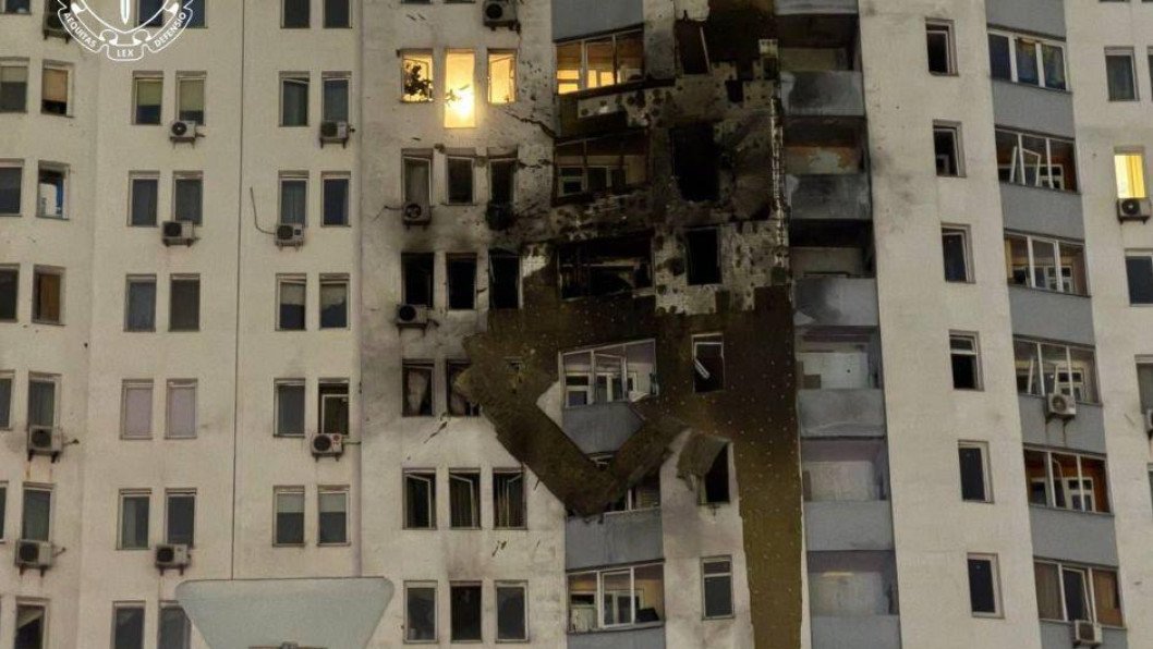 Russian Attack on Kyiv Kills Medic in “Double Tap” Strike and Damages Critical Infrastructure, Video