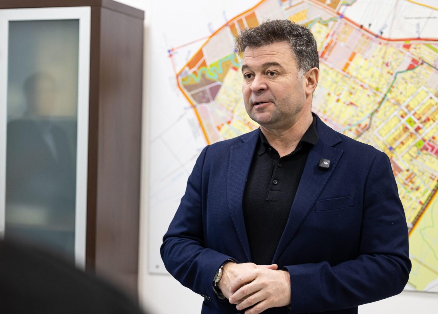 A major blow for PNL MP Marilen Pirtea. Thieves broke into his villa that does not officially exist. Thieves haven't stolen anything yet, but they've been stealing it for YEARS