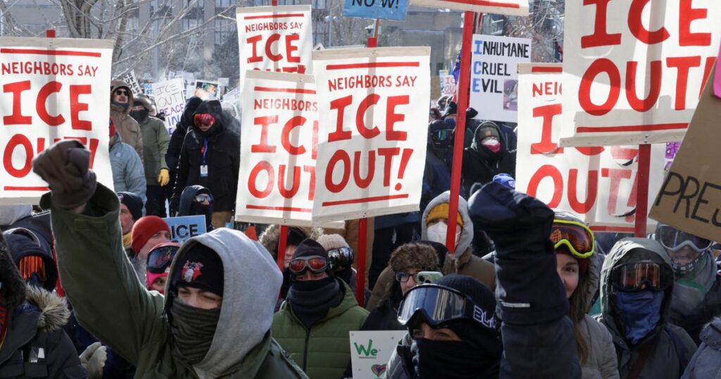 Demonstrations and “general strike” in Minneapolis against the presence of ICE in the streets