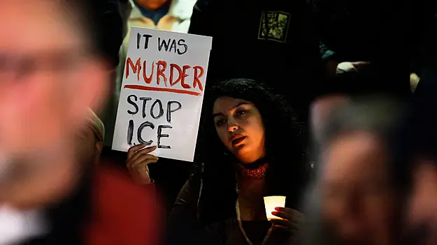 Protesters Demand Immigration Agents Leave Minneapolis After Fatal Shooting