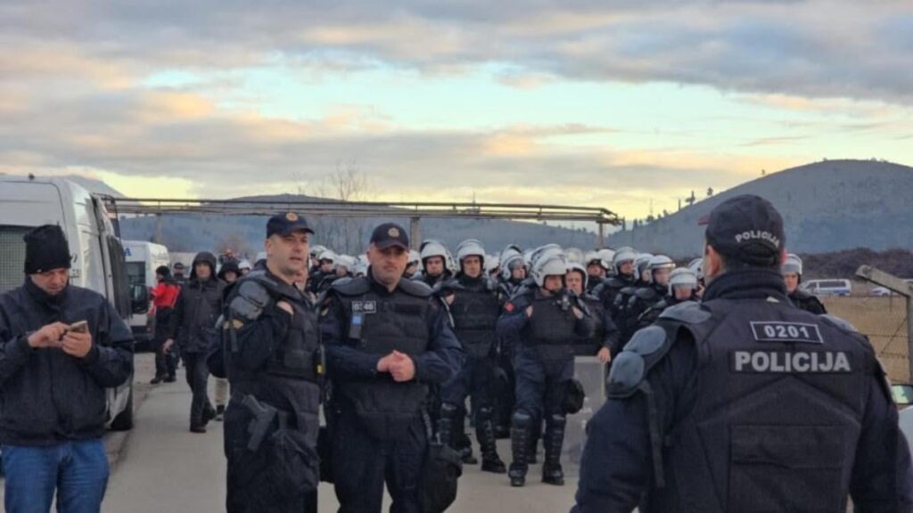 Upheaval in Botun: The police withdraw, negotiations continue, the protest is cancelled