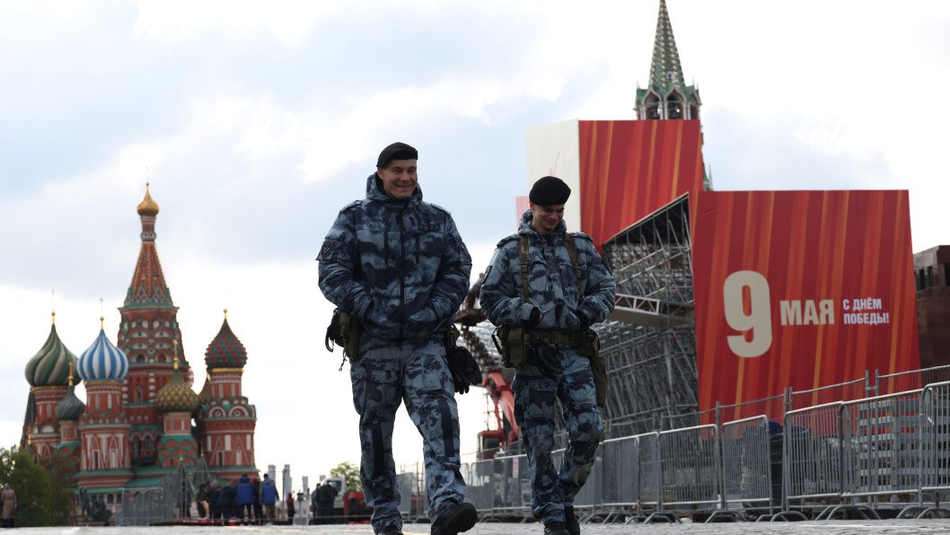 Internet Blackout Hits Moscow as Victory Day Air Parade Rehearsals Begin
