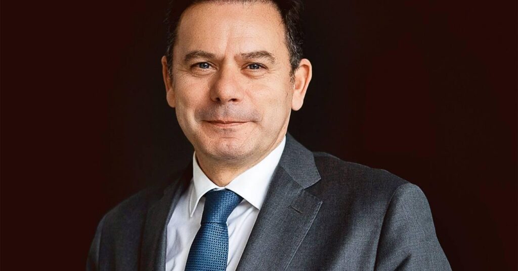 In the new year's message, Montenegro argues that labor reform is essential for "decent wages" and returns to the "Cristiano Ronaldo mentality"