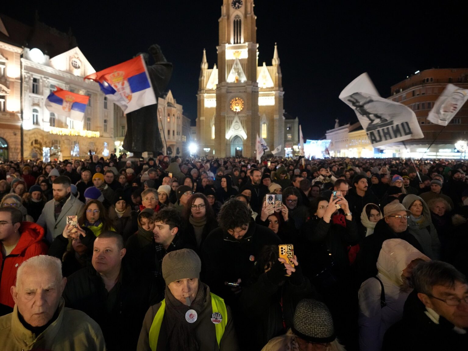 Thousands rally in Serbia as students continue fight against corruption | Corruption News