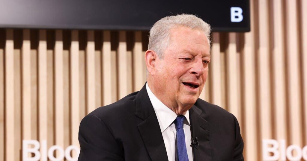 World Leaders Openly Heckle Trump Official Howard Lutnick During Davos Speech