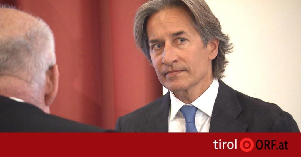 Karl-Heinz Grasser released with an ankle bracelet