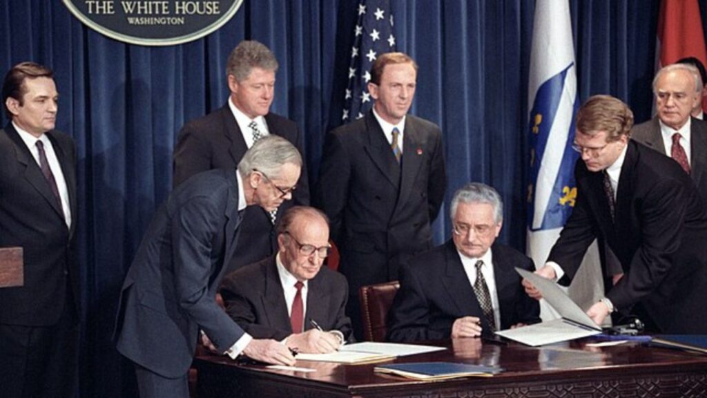 Bosnia remains divided along ethnic lines – 5Pillars Bosnia remains divided along ethnic lines – 5Pillars