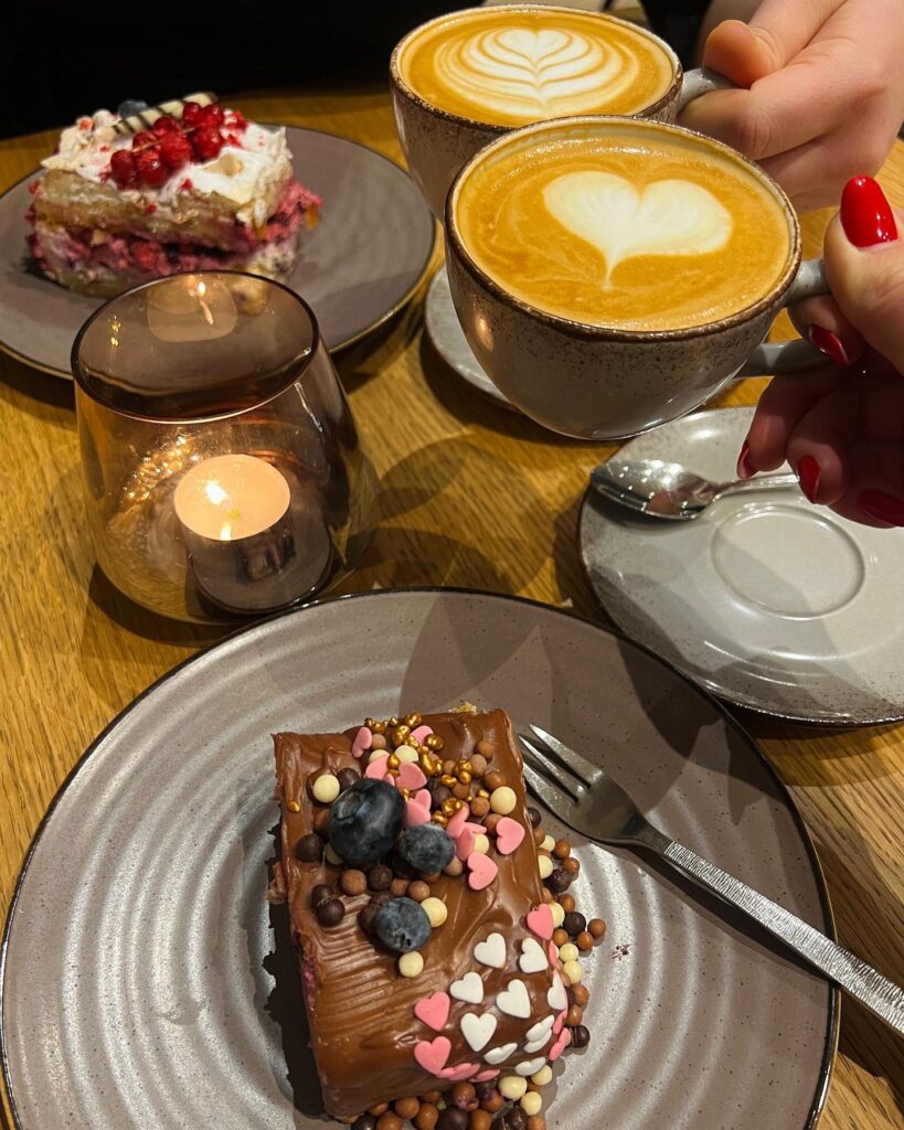 Coffee and cakes at Gourmet Café in Kadriorg, Tallinn. Photo: Gourmet Café