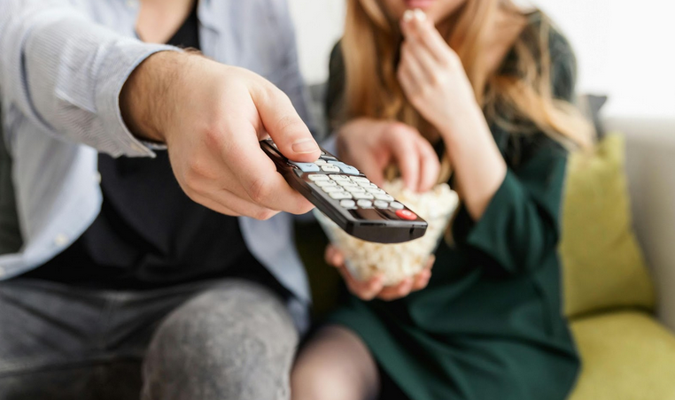 Spain: Traditional TV retains lead in 2025