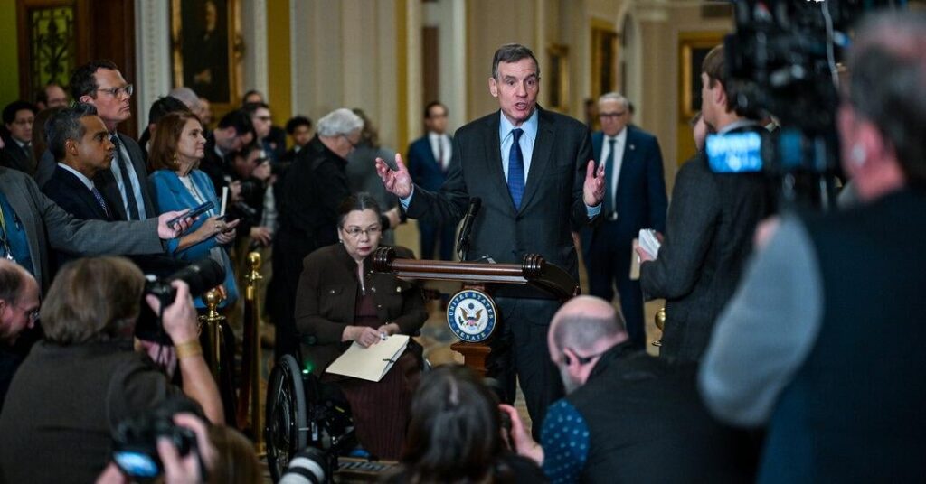 Democrats Refuse to Fund ICE After Shooting, Imperiling Spending Deal