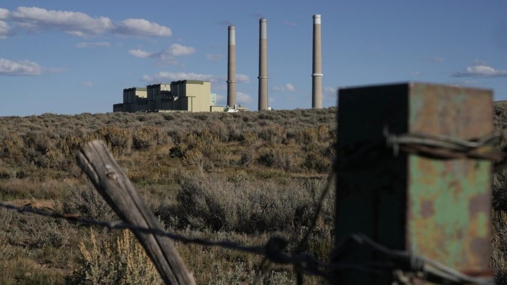 Trump administration orders a Colorado coal-fired power generator to stay open