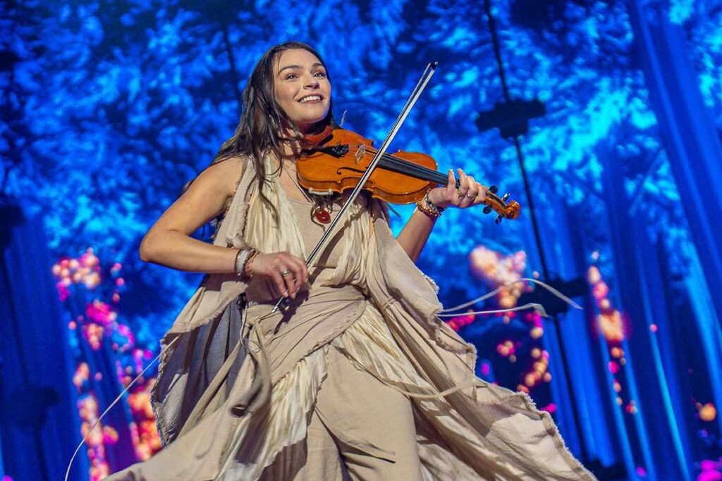 Slovenian Voice Heads To Eurovision Despite National Boycott
