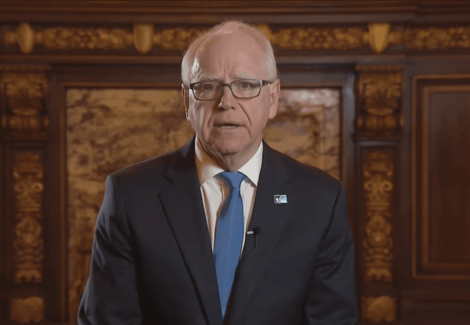 Gov. Tim Walz encourages Minnesotans to film ICE agents for future prosecutions