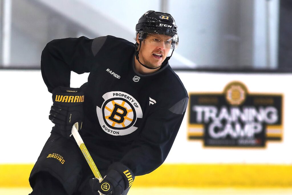 Bruins defenseman Hampus Lindholm added to Team Sweden for Olympics Heading into Tuesday night’s game against the Predators, Bruins defenseman Hampus Lindholm had three goals and 16 points in 39 games this season.