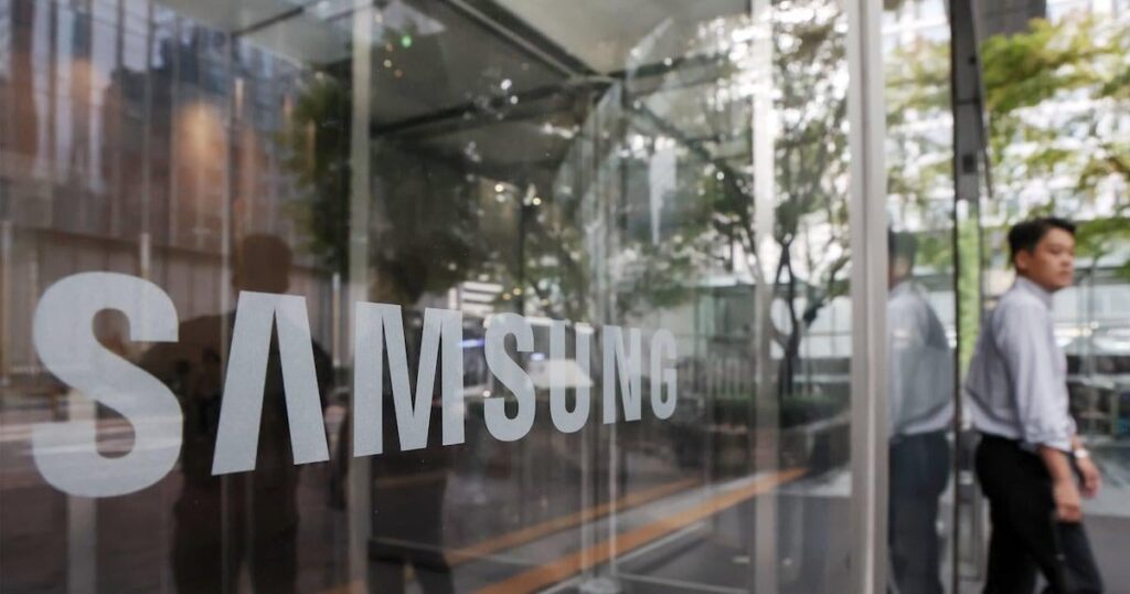 Samsung Electronics Union Edges Toward Majority Status