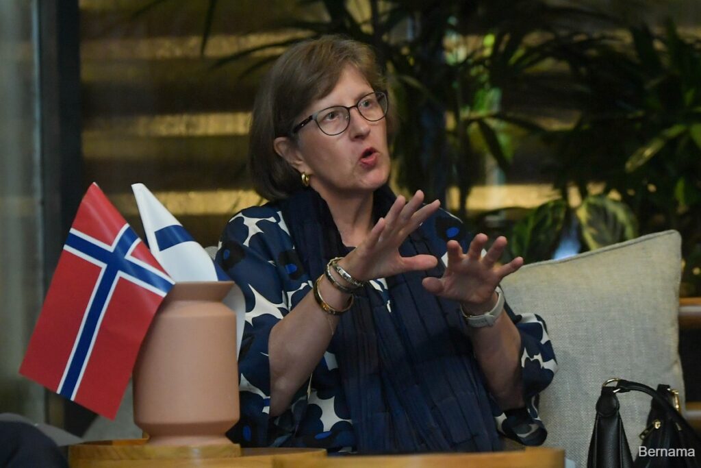 Finland offers high-tech, cybersecurity expertise to deepen ties with Malaysia share icon