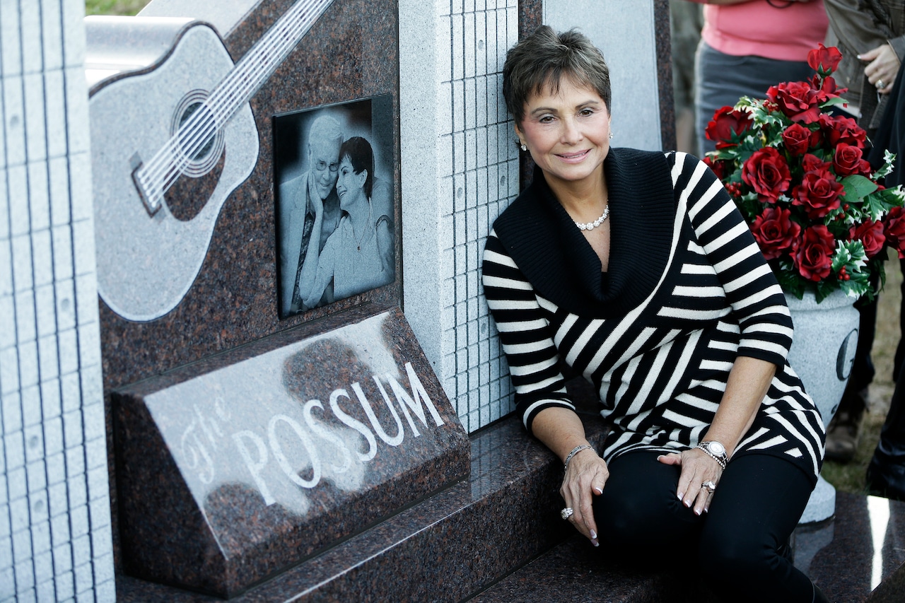 George Jones’s widow faces legal fight over alleged theft and asset claims