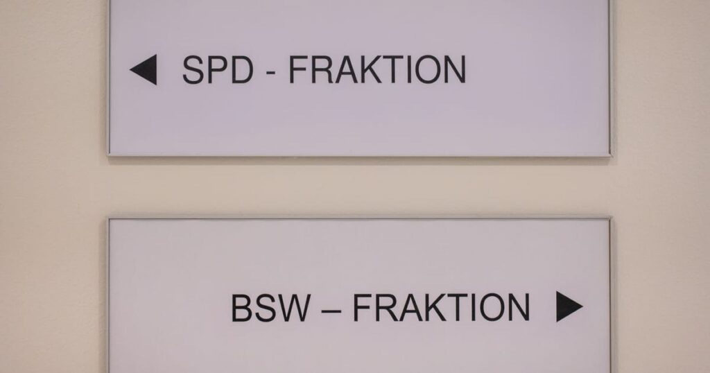 German state’s ruling coalition collapses over infighting within populist left party – POLITICO