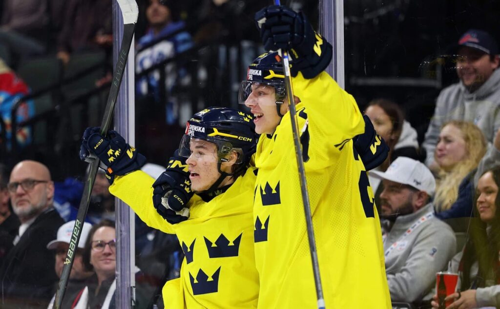 Sweden holds off Czechia to win first World Junior gold since 2012, Canada takes bronze