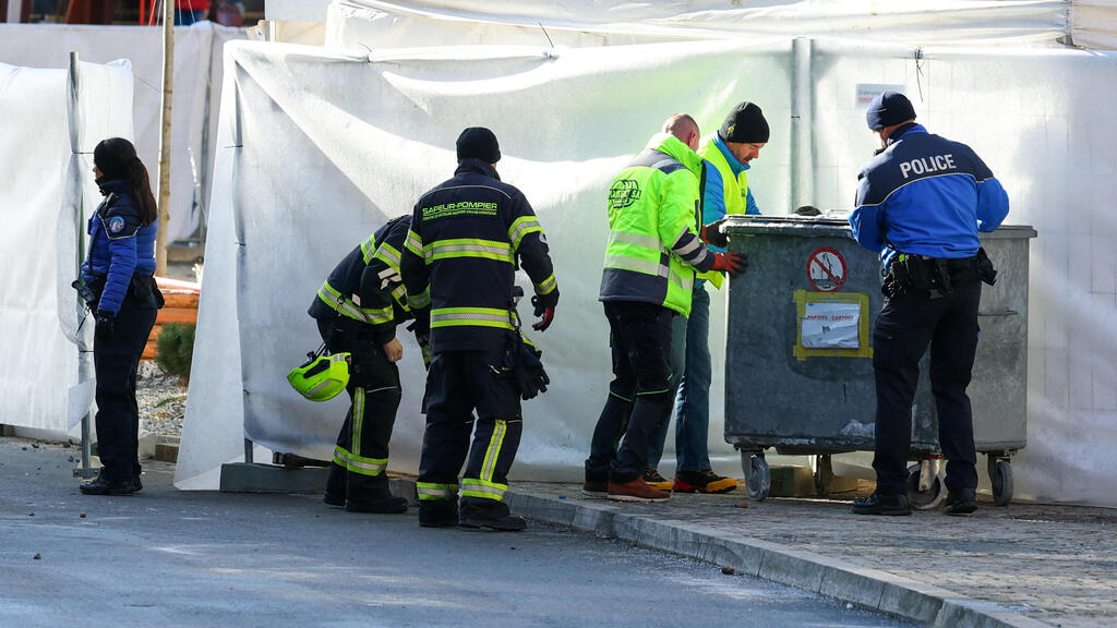 זירת פיצוץ בבר ב קראנס-מונטנה שווייץ עיירת סקי ב האלפים השווייצריים